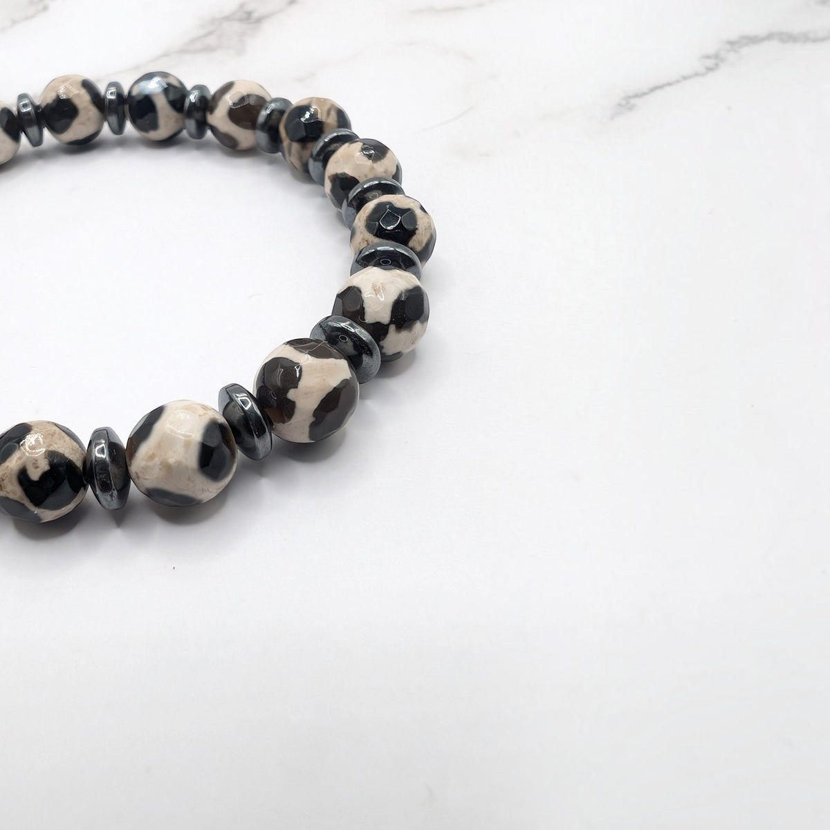 Tibetan Dzi-style Agate Bracelet — Hematite Spacers