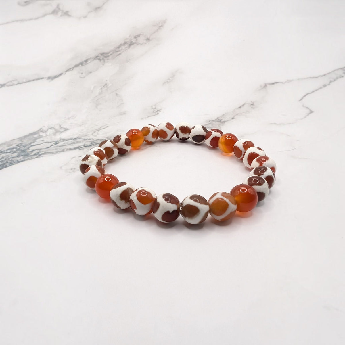 Tibetan Dzi-style Agate Bracelet — Red Line Agate